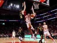 开云体育下载-爵士主场大胜火箭，迎来四连胜