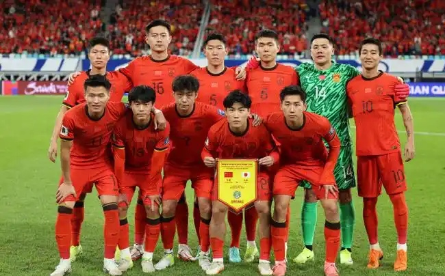 印度尼西亚球队展现拼搏精神,逼平对手 印度尼西亚球队展现拼搏精神,逼平对手