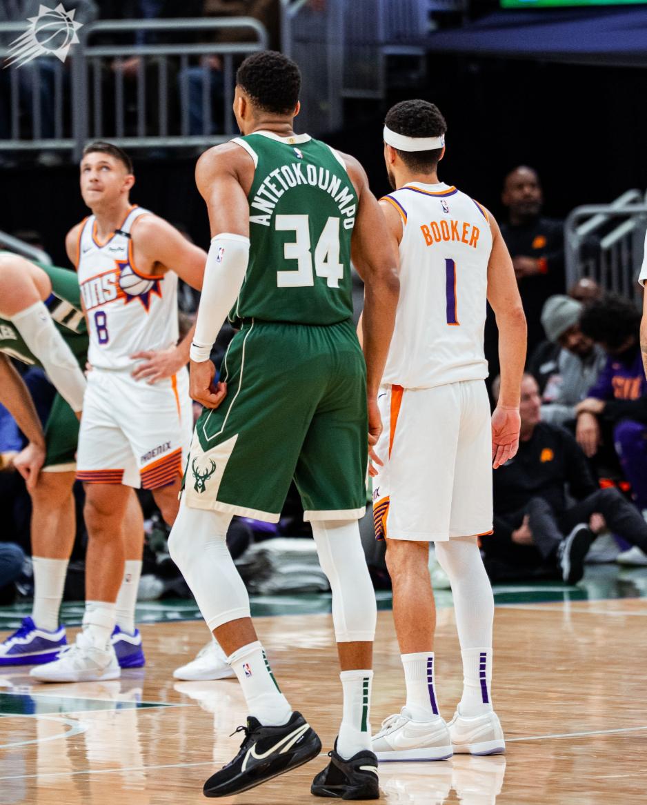 雄鹿轻取湖人继续领跑东部