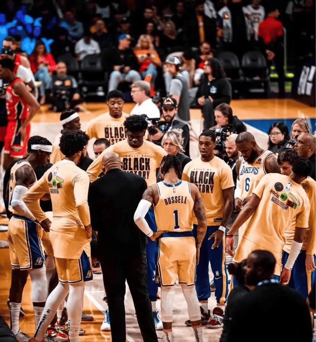 快船逆转国王赢得胜利