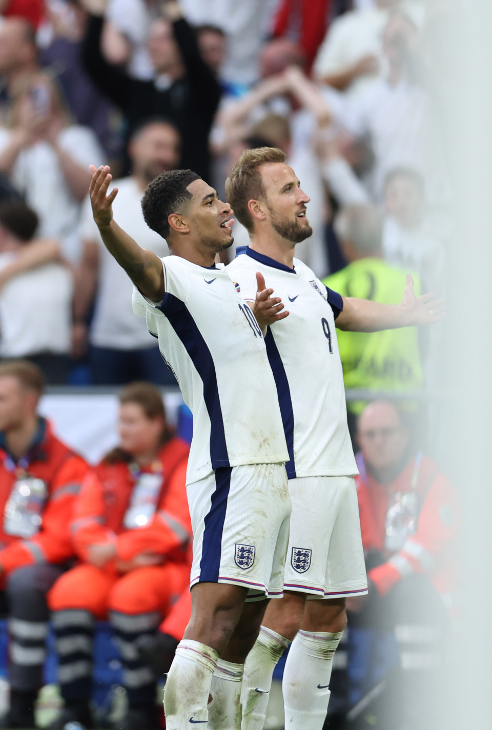 德国2-4英格兰！英格兰欧洲杯踢得太完美！的简单介绍