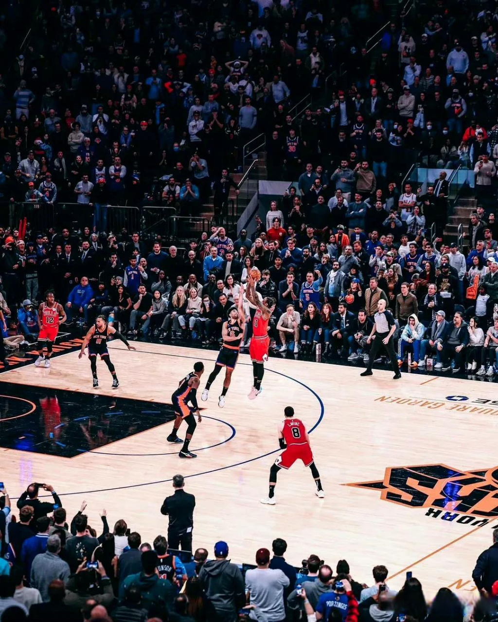 湖人翻盘山西队，德罗赞统治全场