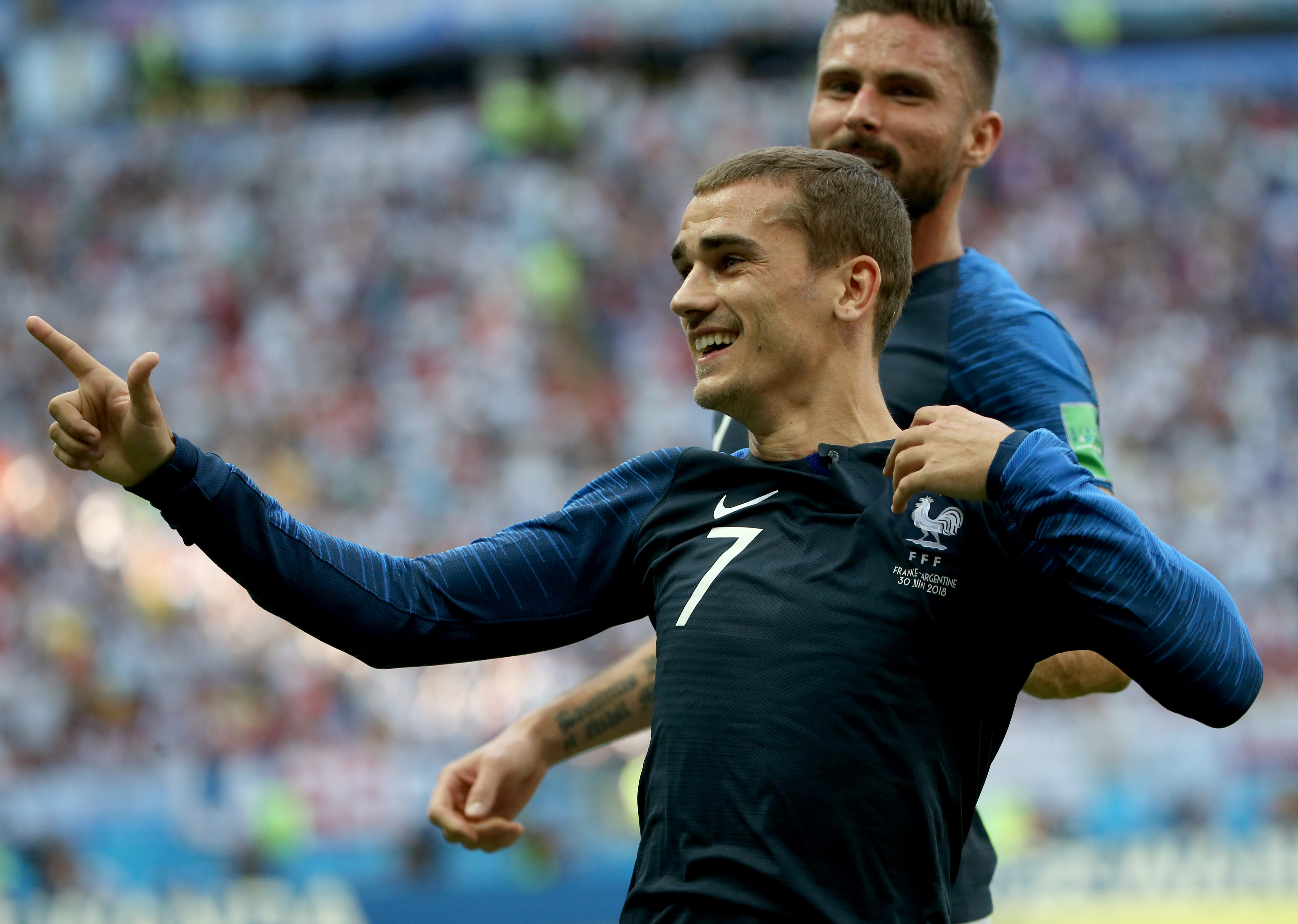 法国队完胜德国队，奥恰洛夫刷新纪录